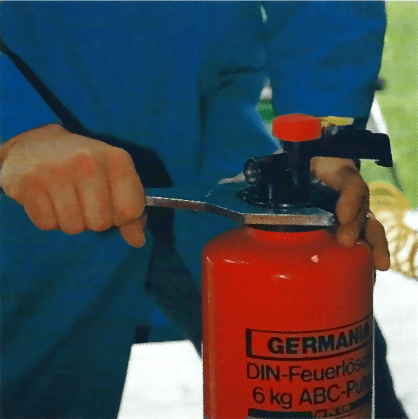 Pulver Auflade-Feuerlöscher NEU PG 6 AS - Passin Brandschutzservice