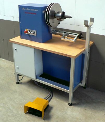 Elektrische Schlaucheinbindemaschine SEM-E Elektrische Schlaucheinbindemaschine SEM-E